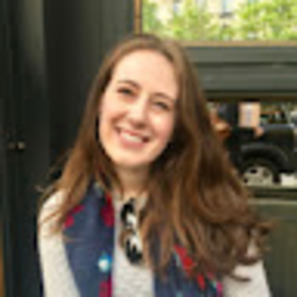 Meet your Posher, Emily